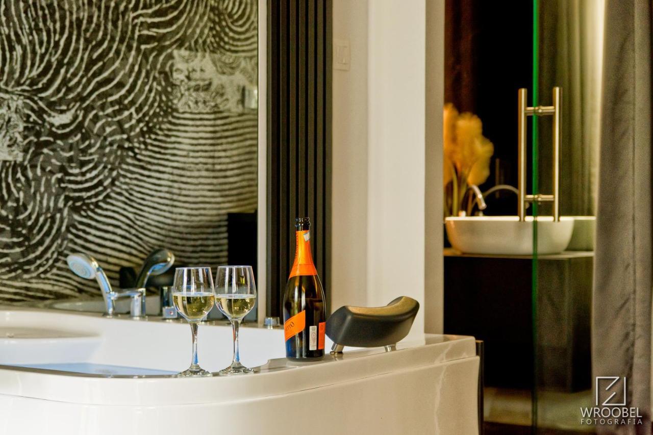 Jacuzzi Rakowicka Top Apartments คราคูฟ ภายนอก รูปภาพ