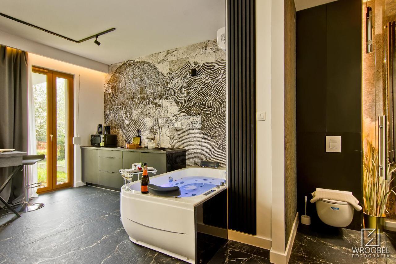 Jacuzzi Rakowicka Top Apartments คราคูฟ ภายนอก รูปภาพ