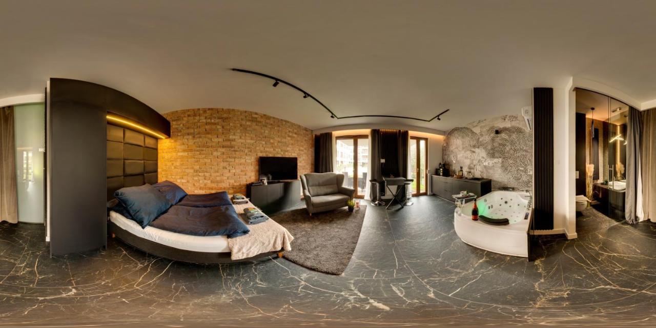 Jacuzzi Rakowicka Top Apartments คราคูฟ ภายนอก รูปภาพ