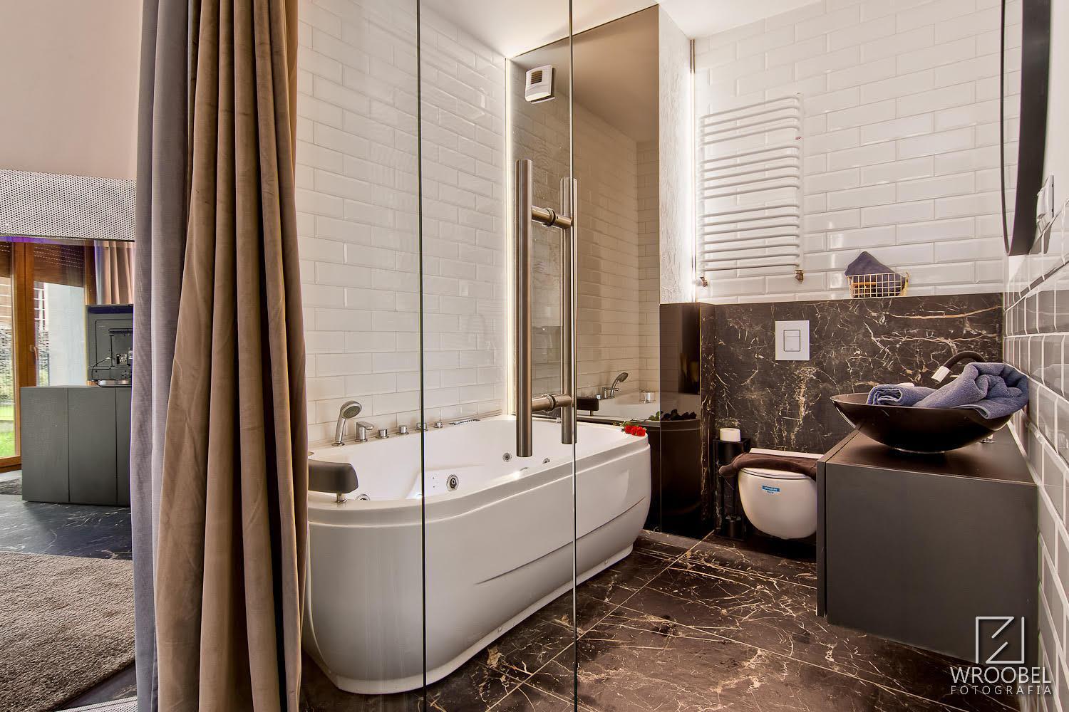 Jacuzzi Rakowicka Top Apartments คราคูฟ ภายนอก รูปภาพ
